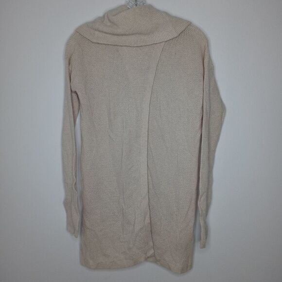 Cashmere Saks Fifth Avenue sweater size XS - Picture 9 of 9